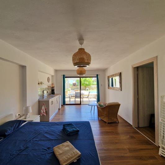 Image No.43-5 Bed Semi-Detached for sale