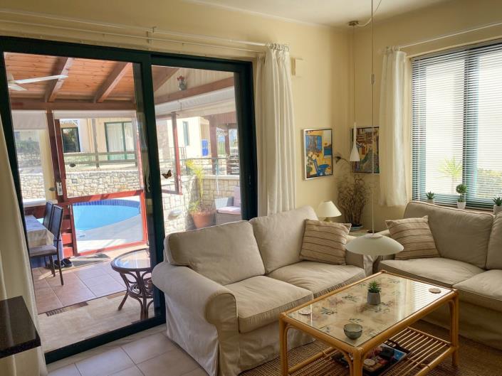 Image No.17-2 Bed Semi-Detached for sale