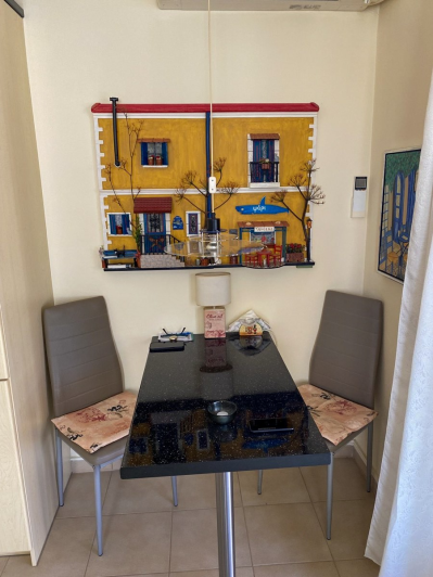 Image No.21-2 Bed Semi-Detached for sale