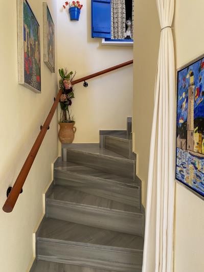 Image No.26-2 Bed Semi-Detached for sale