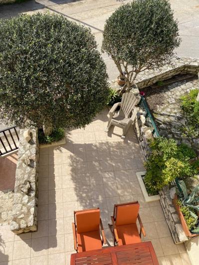 Image No.34-2 Bed Semi-Detached for sale
