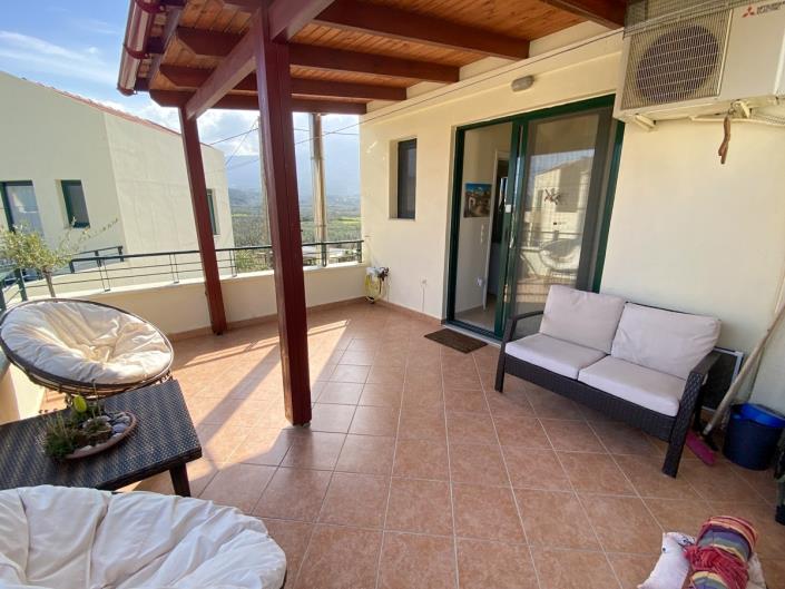 Image No.40-2 Bed Semi-Detached for sale