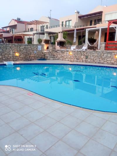 Image No.46-2 Bed Semi-Detached for sale