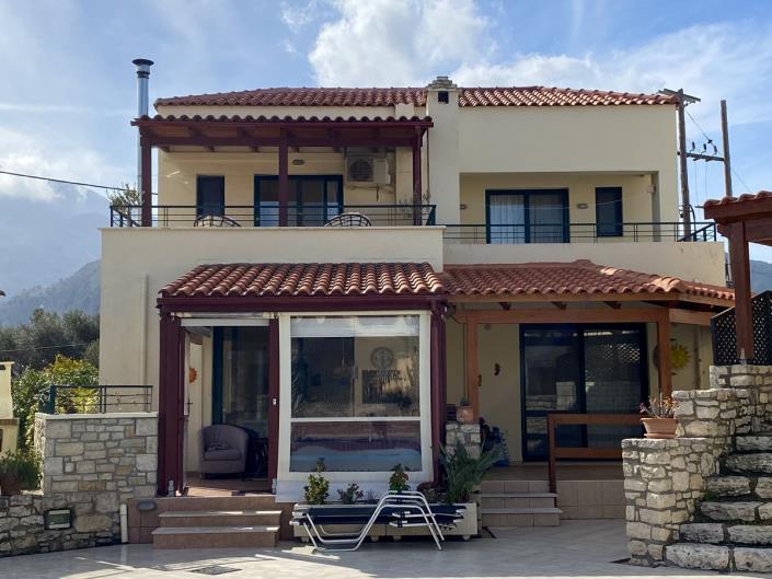 Image No.48-2 Bed Semi-Detached for sale