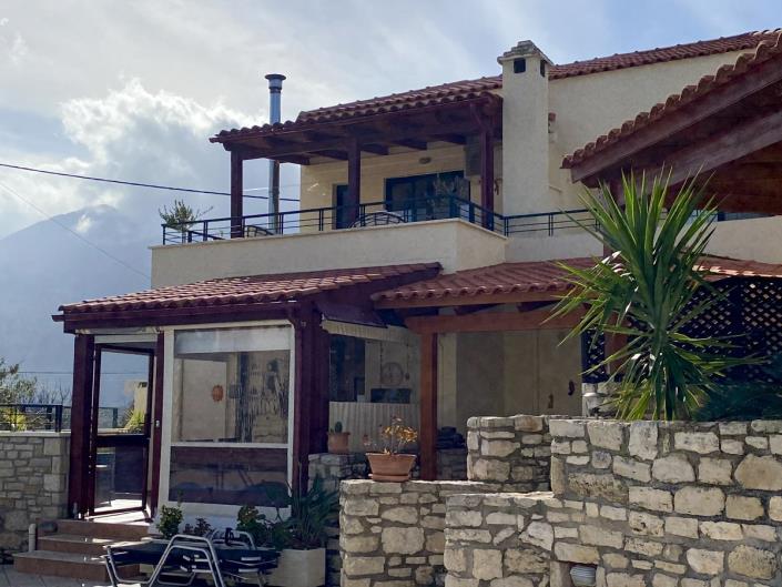 Image No.49-2 Bed Semi-Detached for sale
