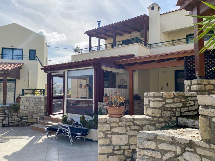 Image No.50-2 Bed Semi-Detached for sale