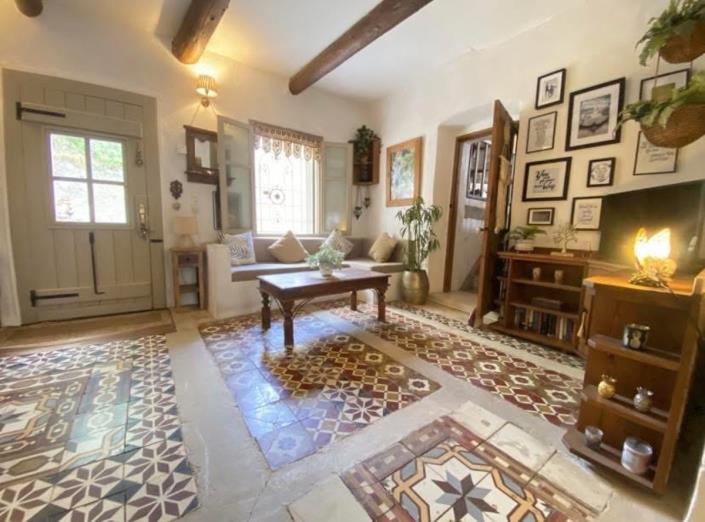 Image No.20-4 Bed Village House for sale