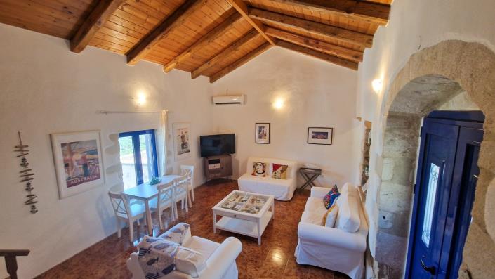Image No.15-2 Bed Village House for sale