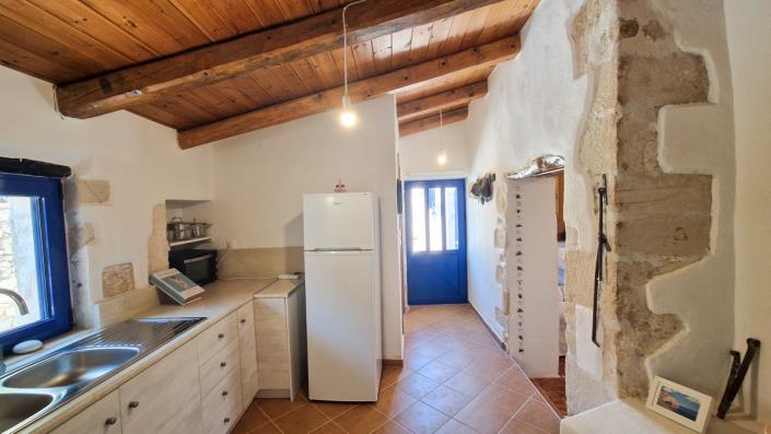 Image No.27-2 Bed Village House for sale