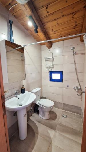 Image No.32-2 Bed Village House for sale
