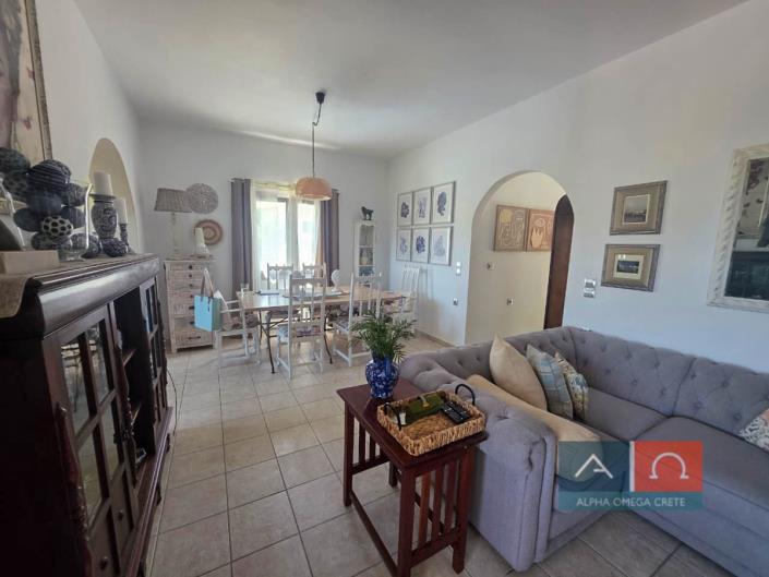 Image No.6-Villa / Détaché de 3 chambres à vendre à Tsivaras