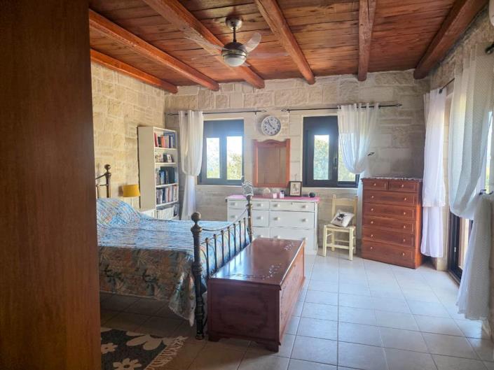 Image No.23-3 Bed Villa / Detached for sale