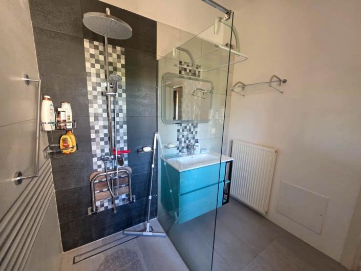 Image No.31-3 Bed Villa / Detached for sale