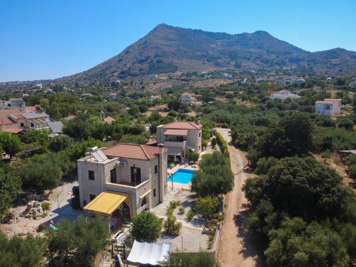 Image No.43-3 Bed Villa / Detached for sale