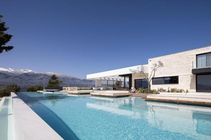 Image No.3-4 Bed House/Villa for sale