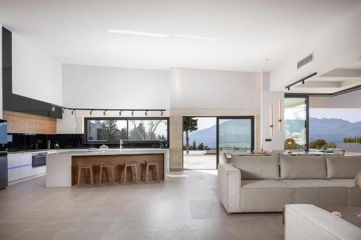 Image No.17-4 Bed House/Villa for sale