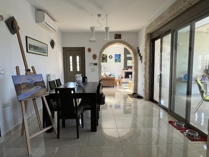 Image No.9-2 Bed Villa / Detached for sale