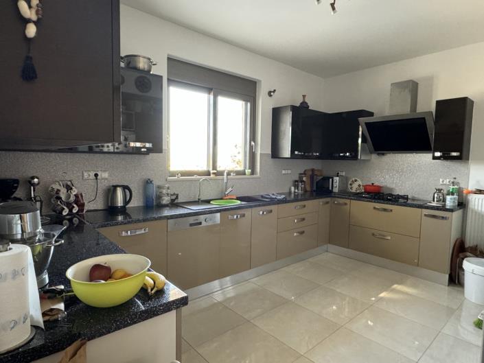 Image No.11-2 Bed Villa / Detached for sale