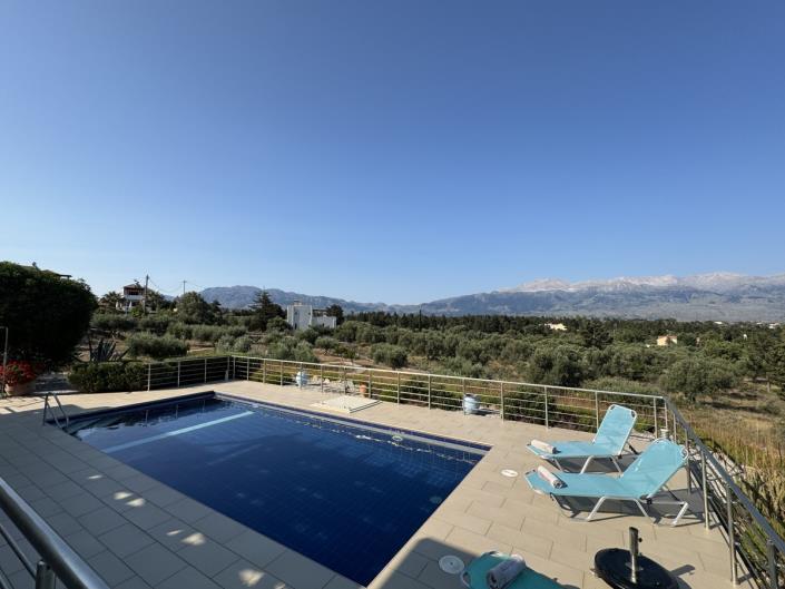 Image No.23-2 Bed Villa / Detached for sale