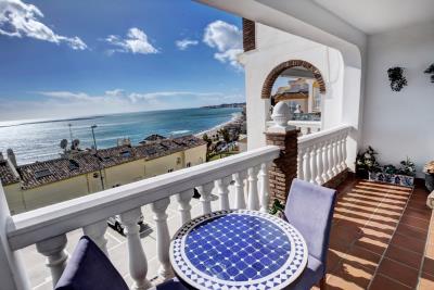 Beachfront-Townhouse-for-sale-in-Benalmadena-2026-02-13-026_27_28_29_30
