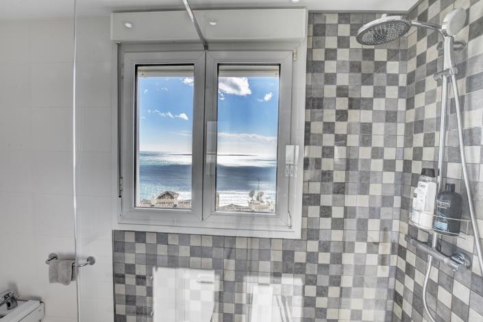 Image No.25-2 Bed Townhouse for sale