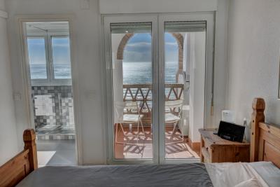 Beachfront-Townhouse-for-sale-in-Benalmadena-2026-02-13-121_2_3_4_5