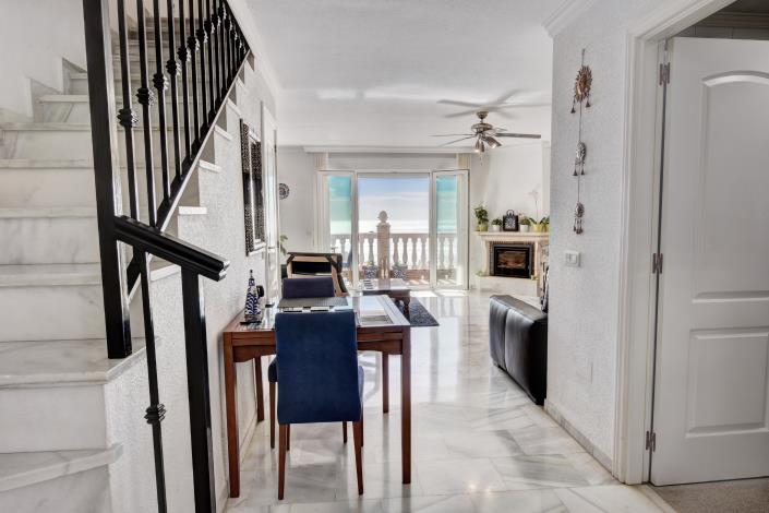 Image No.14-2 Bed Townhouse for sale