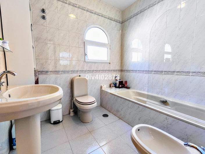 Image No.32-Propriété de 4 chambres à vendre à Benalmadena