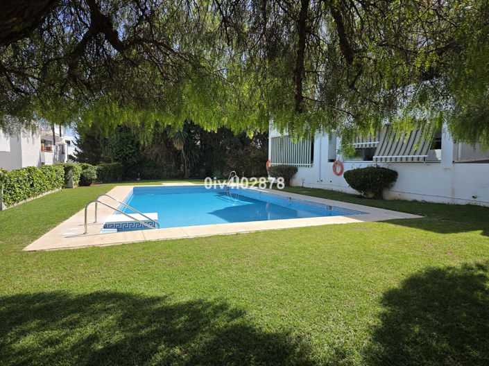 Image No.19-3 Bed Property for sale