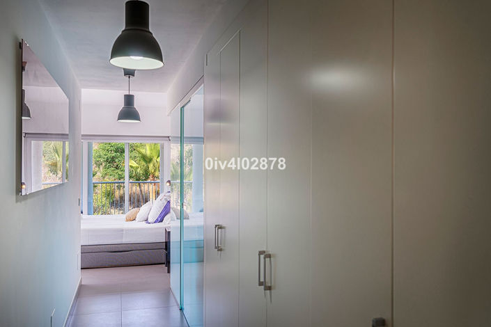 Image No.11-2 Bed Property for sale