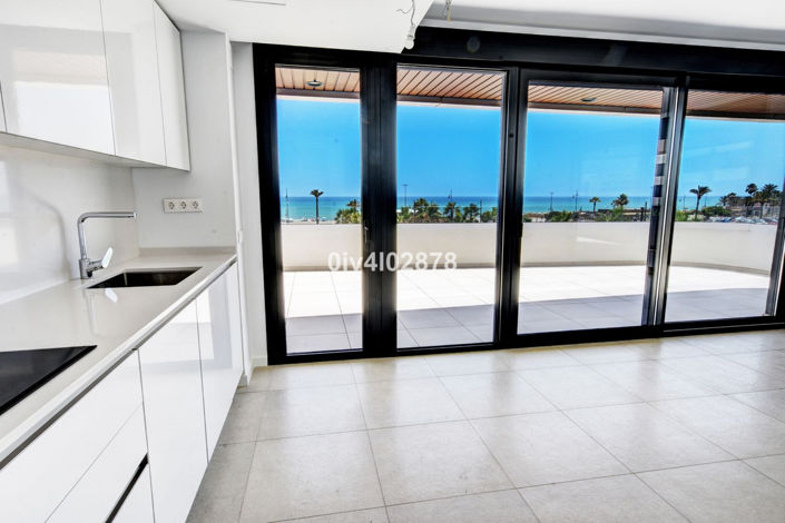 Image No.11-3 Bed Property for sale