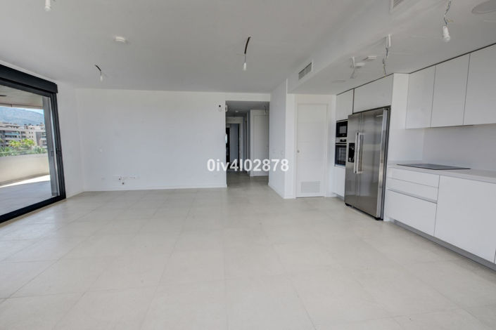 Image No.14-3 Bed Property for sale