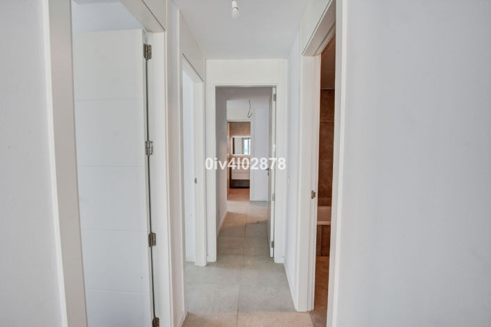 Image No.24-3 Bed Property for sale