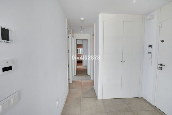 Image No.25-3 Bed Property for sale