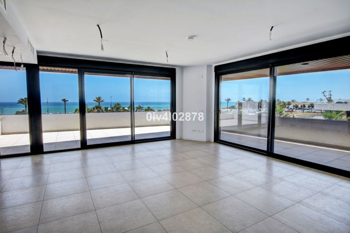 Image No.26-3 Bed Property for sale