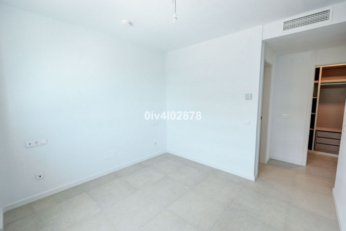 Image No.33-3 Bed Property for sale