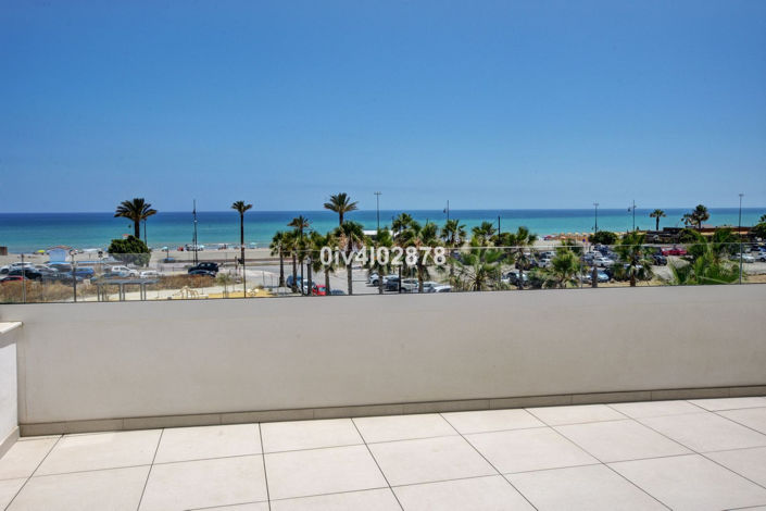 Image No.39-3 Bed Property for sale