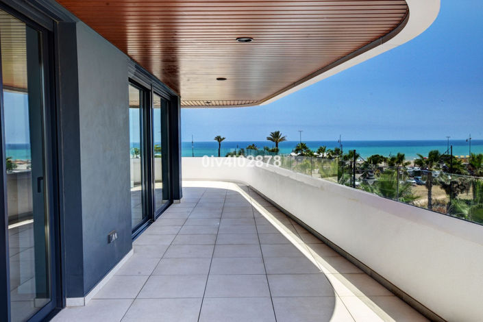 Image No.43-3 Bed Property for sale