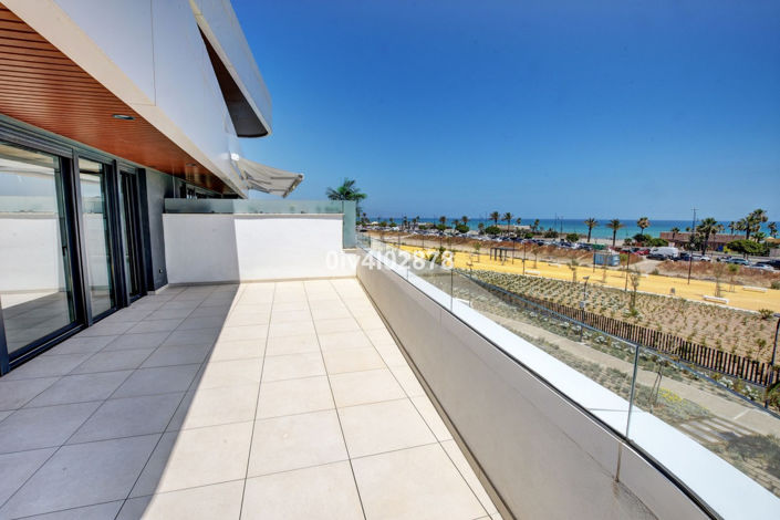Image No.46-3 Bed Property for sale