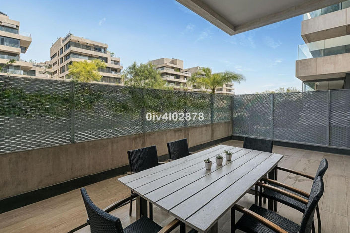 Image No.3-3 Bed Property for sale