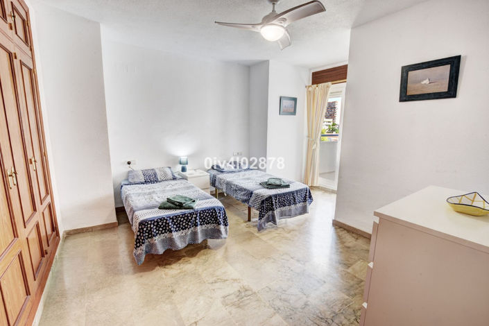 Image No.18-1 Bed Property for sale