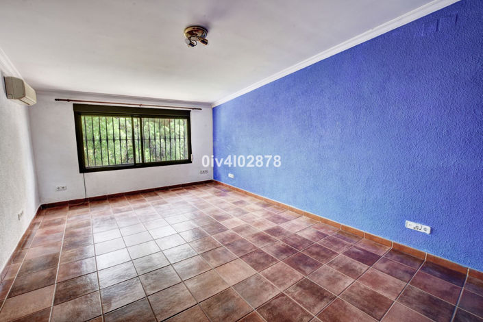 Image No.35-7 Bed Property for sale