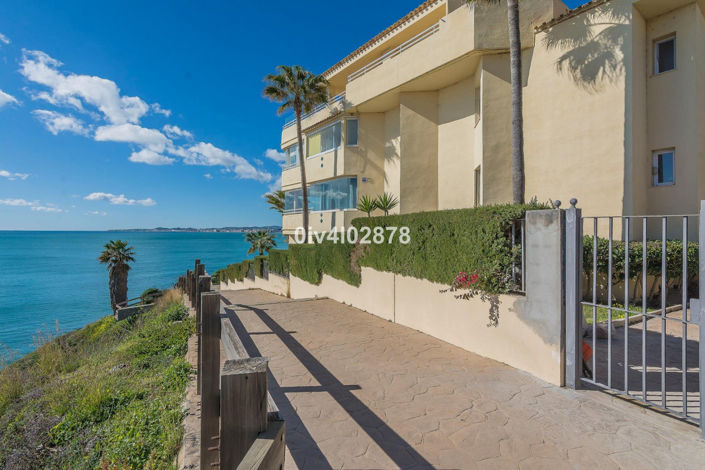 Image No.16-3 Bed Property for sale