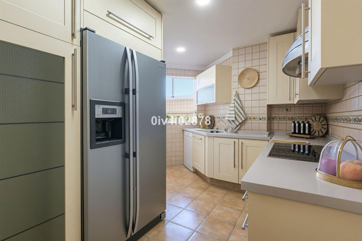Image No.6-3 Bed Property for sale