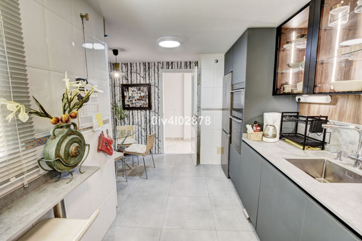 Image No.15-4 Bed Property for sale