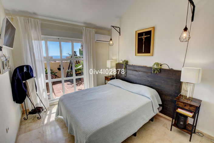 Image No.36-4 Bed Property for sale