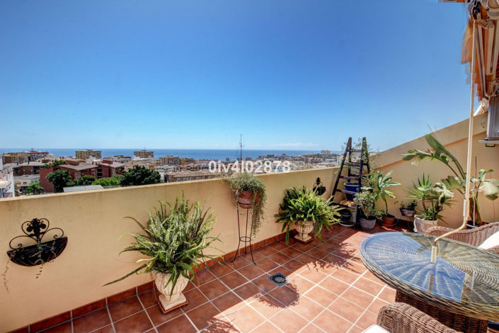 Image No.41-4 Bed Property for sale