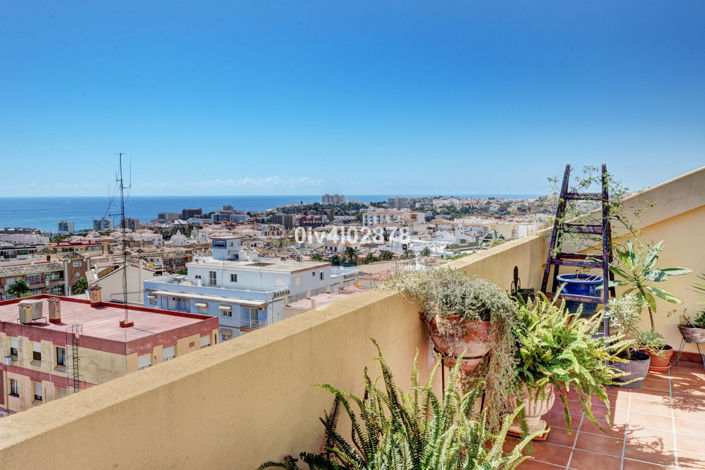 Image No.42-4 Bed Property for sale