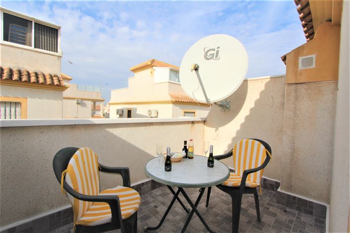 Image No.16-2 Bed Townhouse for sale