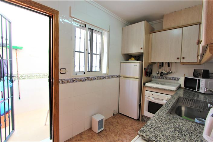 Image No.6-2 Bed Townhouse for sale